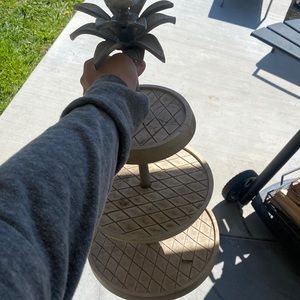 Pineapple tiered thing